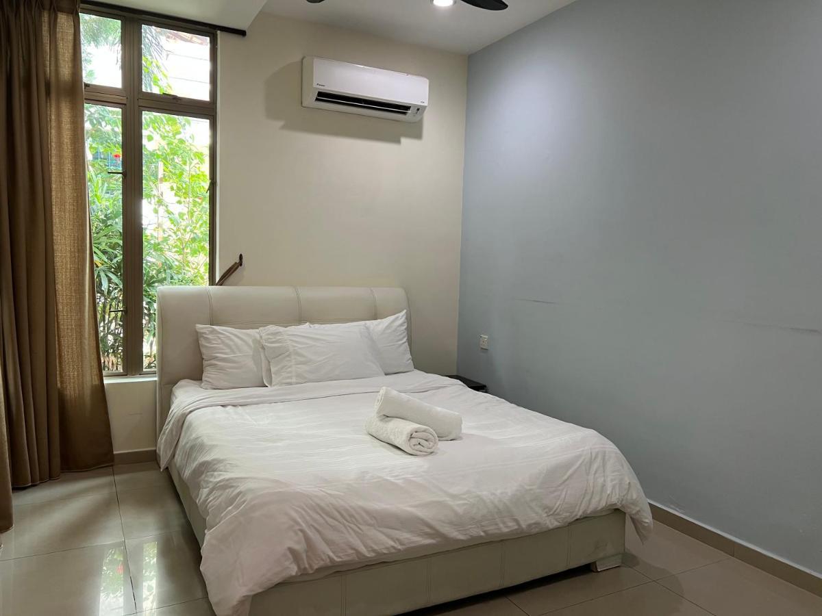Melaka Beachfront Villa With Pool Exterior foto
