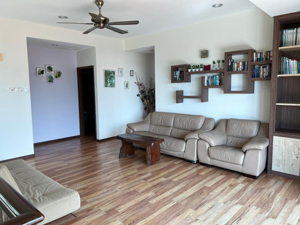 Melaka Beachfront Villa With Pool Exterior foto